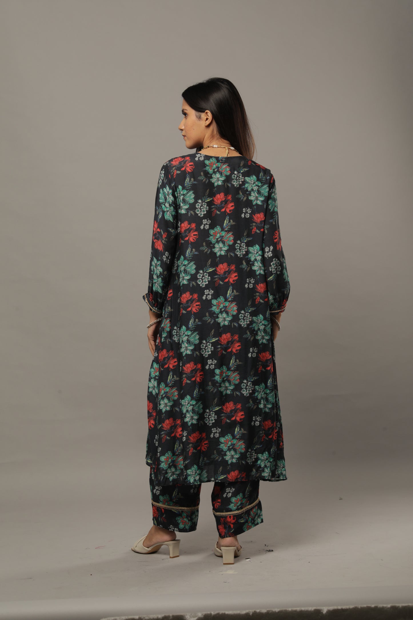 Welcome to the jungle embroidered kurta
