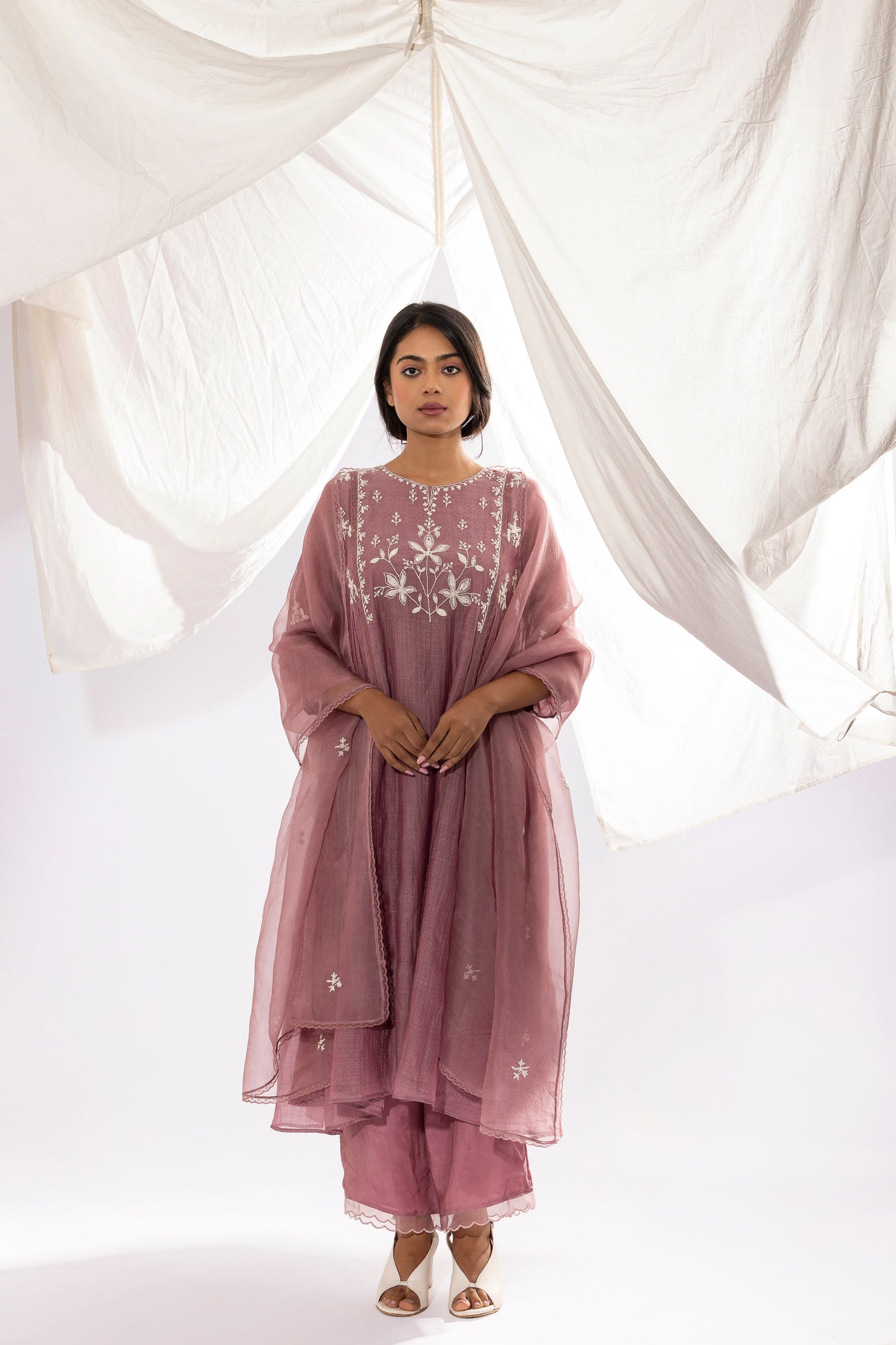 LILAC EMBROIDERED DUPATTA