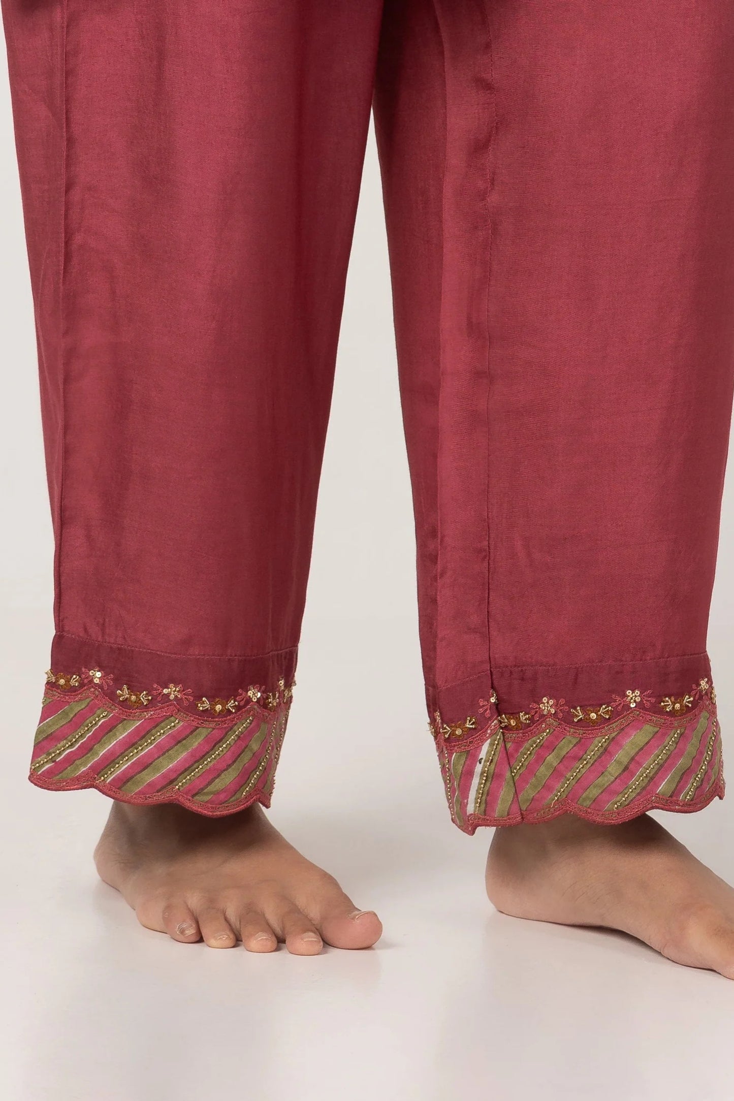 Ibtida Embroidered Pants 2