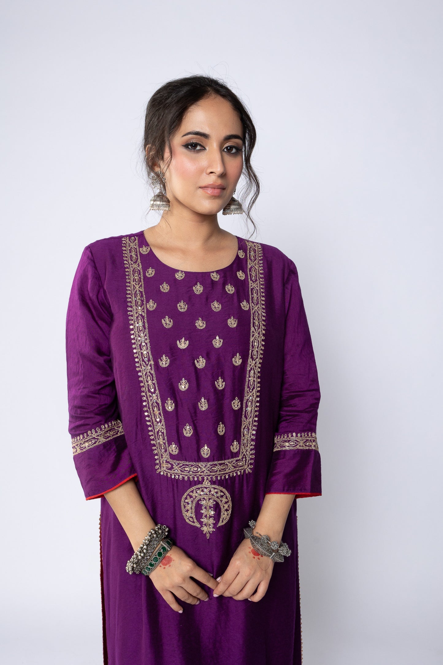Nalanda Embroidered Kurta Set