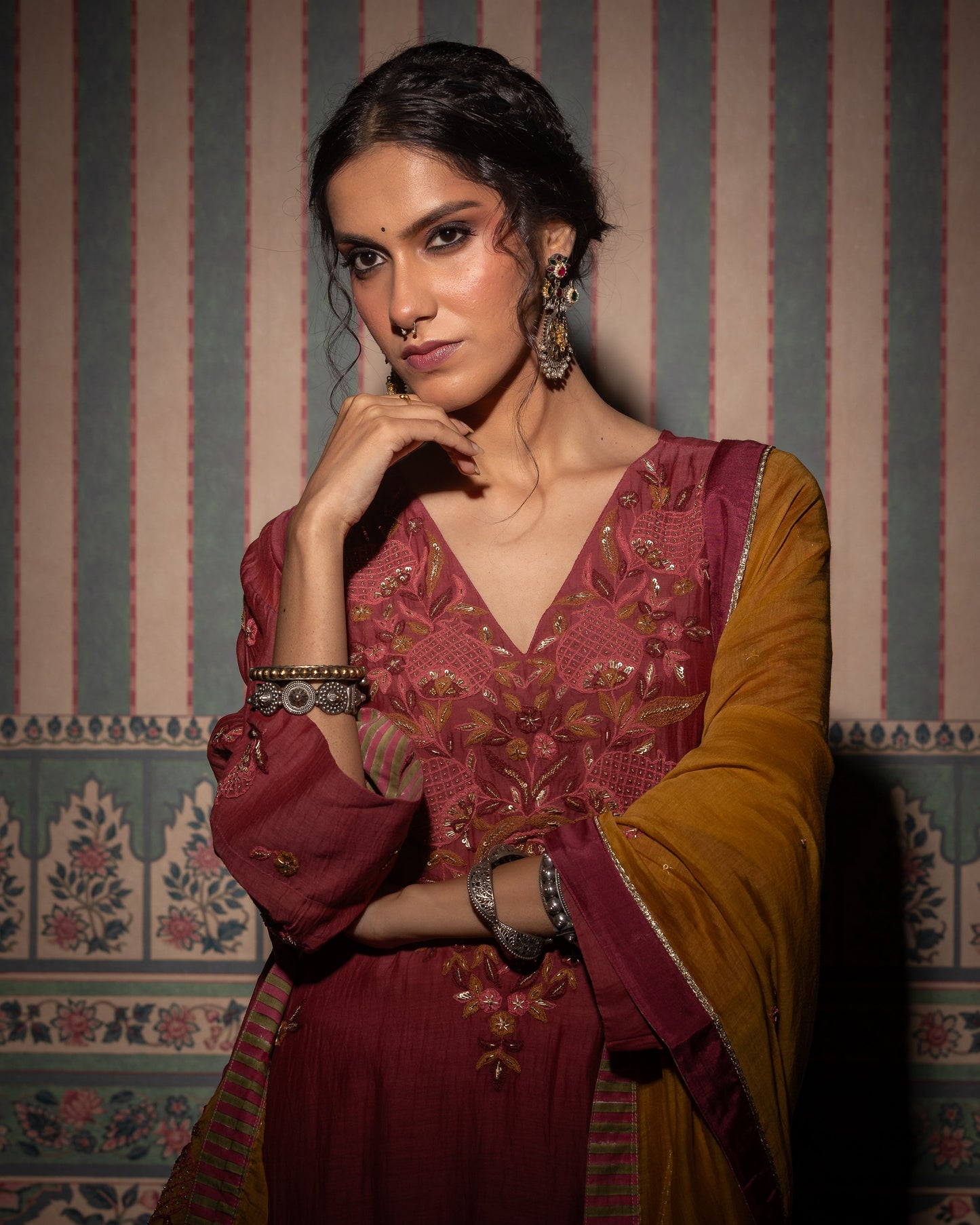 Ibtida Embroidered Kurta 2