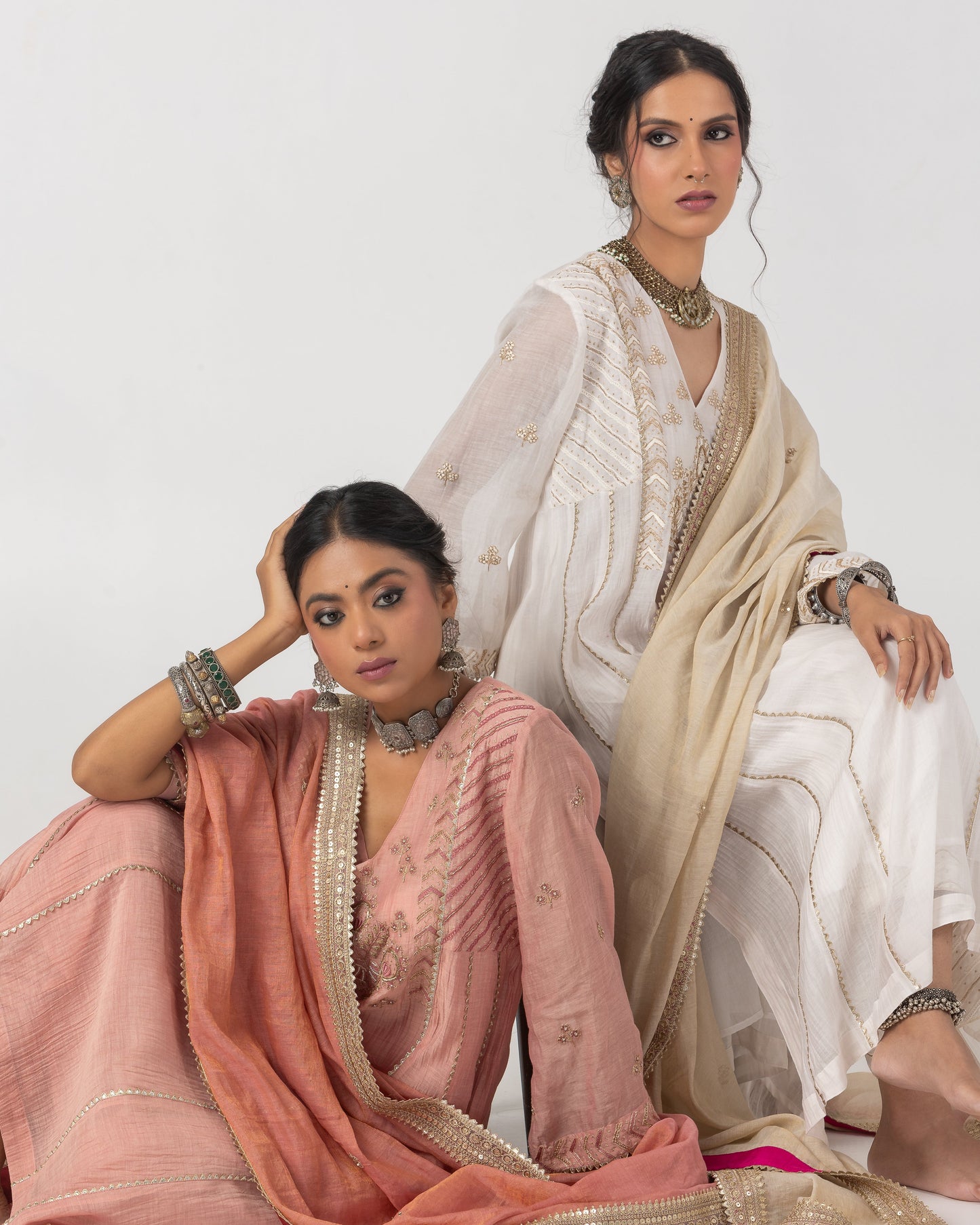 Saphed Embroidered Dupatta