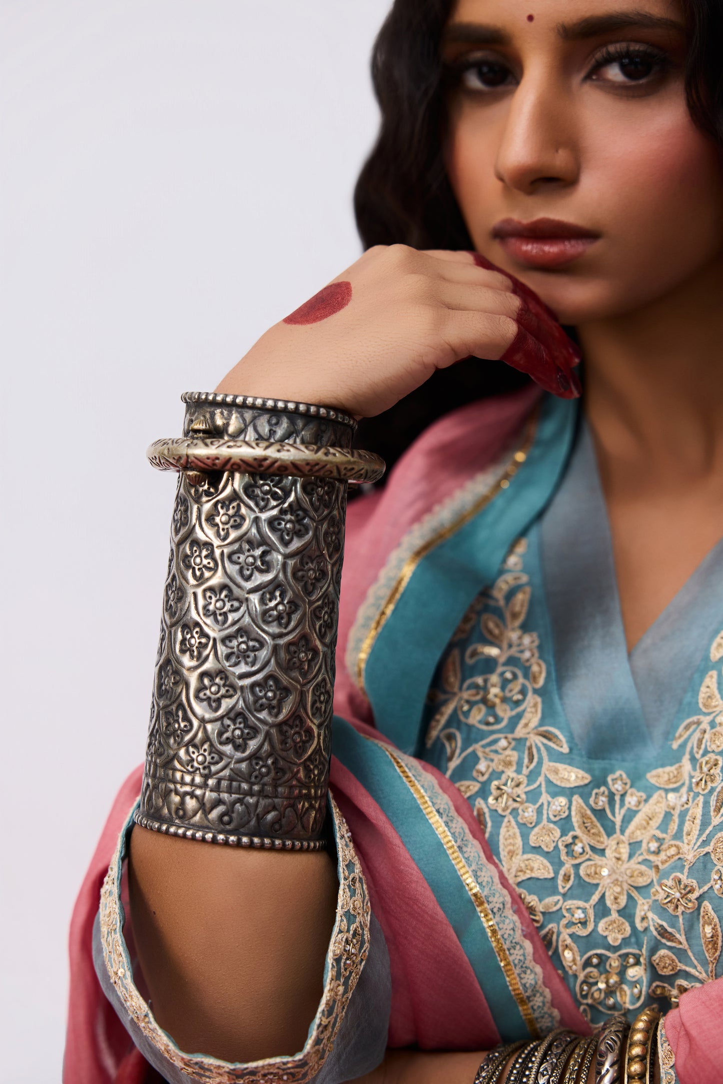Chhanda Embroidered Kurta Set