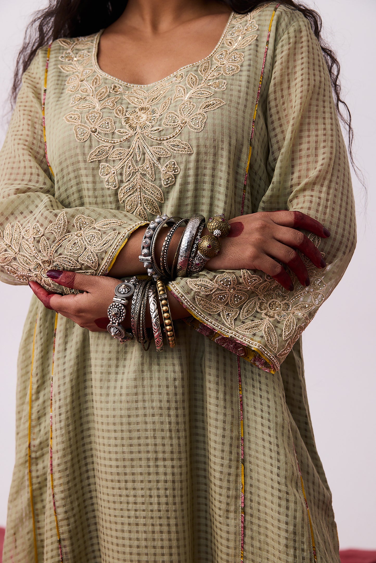Arunima Embroidered Kurta Set