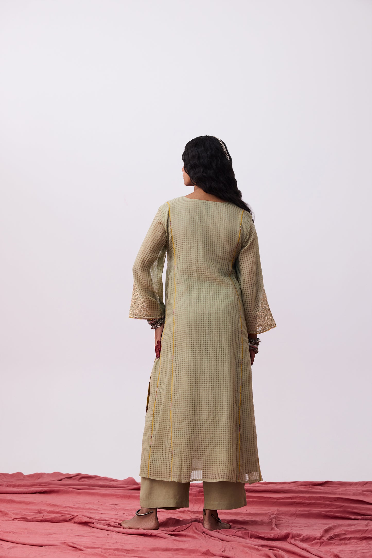 Arunima Embroidered Kurta Set