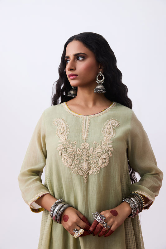 Aangan Embroidered Kurta Set
