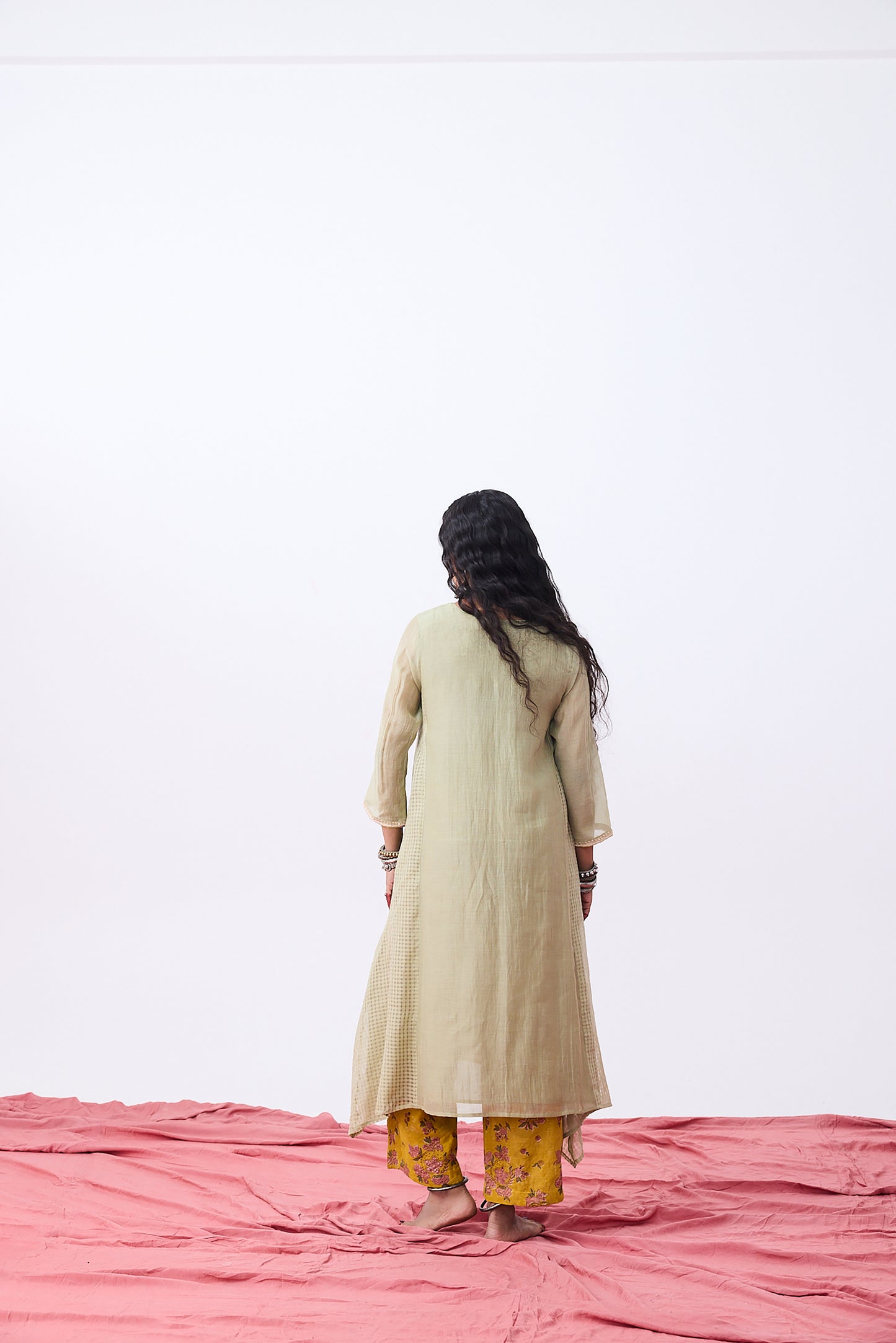 Aangan Embroidered Kurta Set