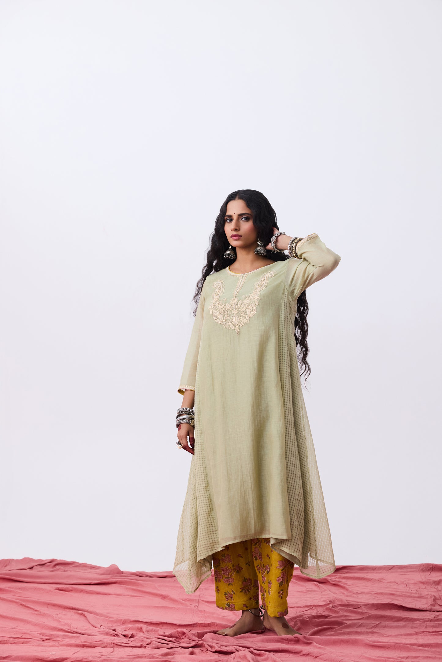 Aangan Embroidered Kurta Set