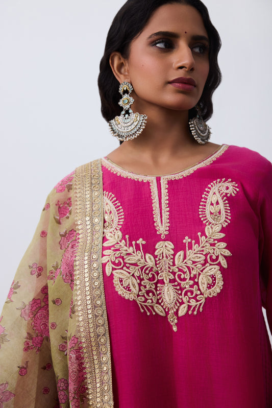 Tarangini Embroidered Kurta Set
