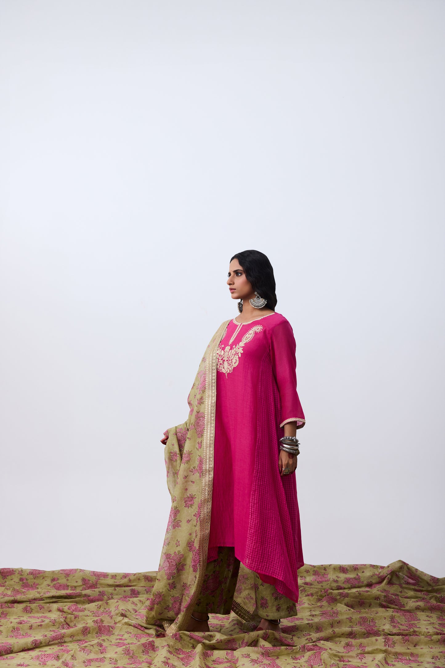 Tarangini Embroidered Kurta Set