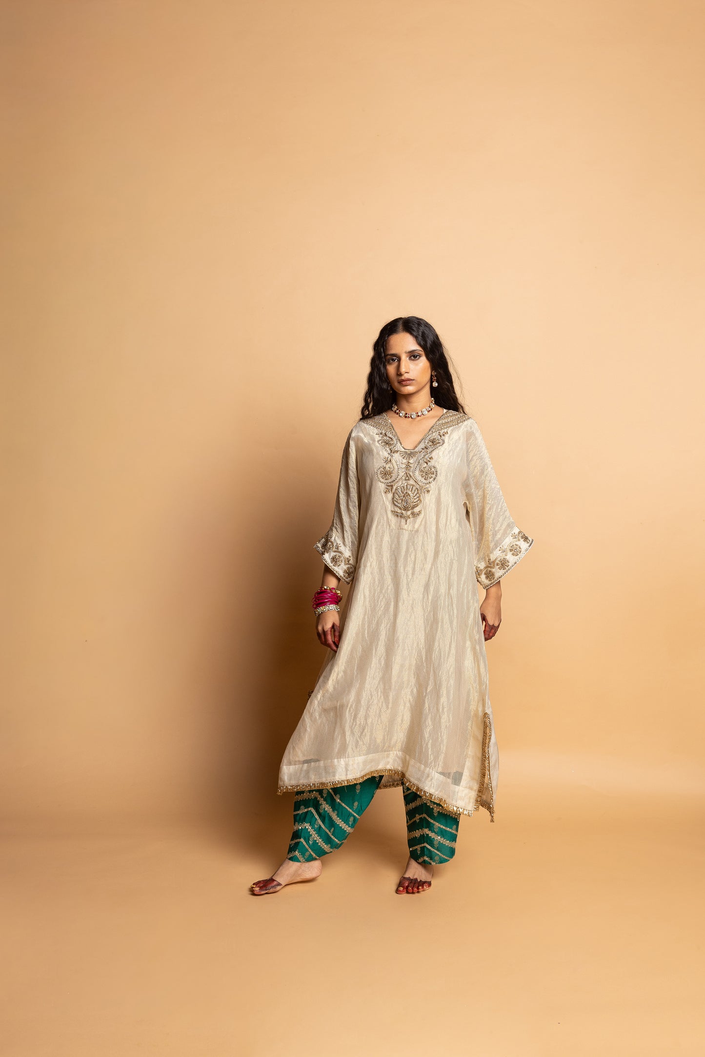 Nazakat Embroidered Kaftan Set- Off White