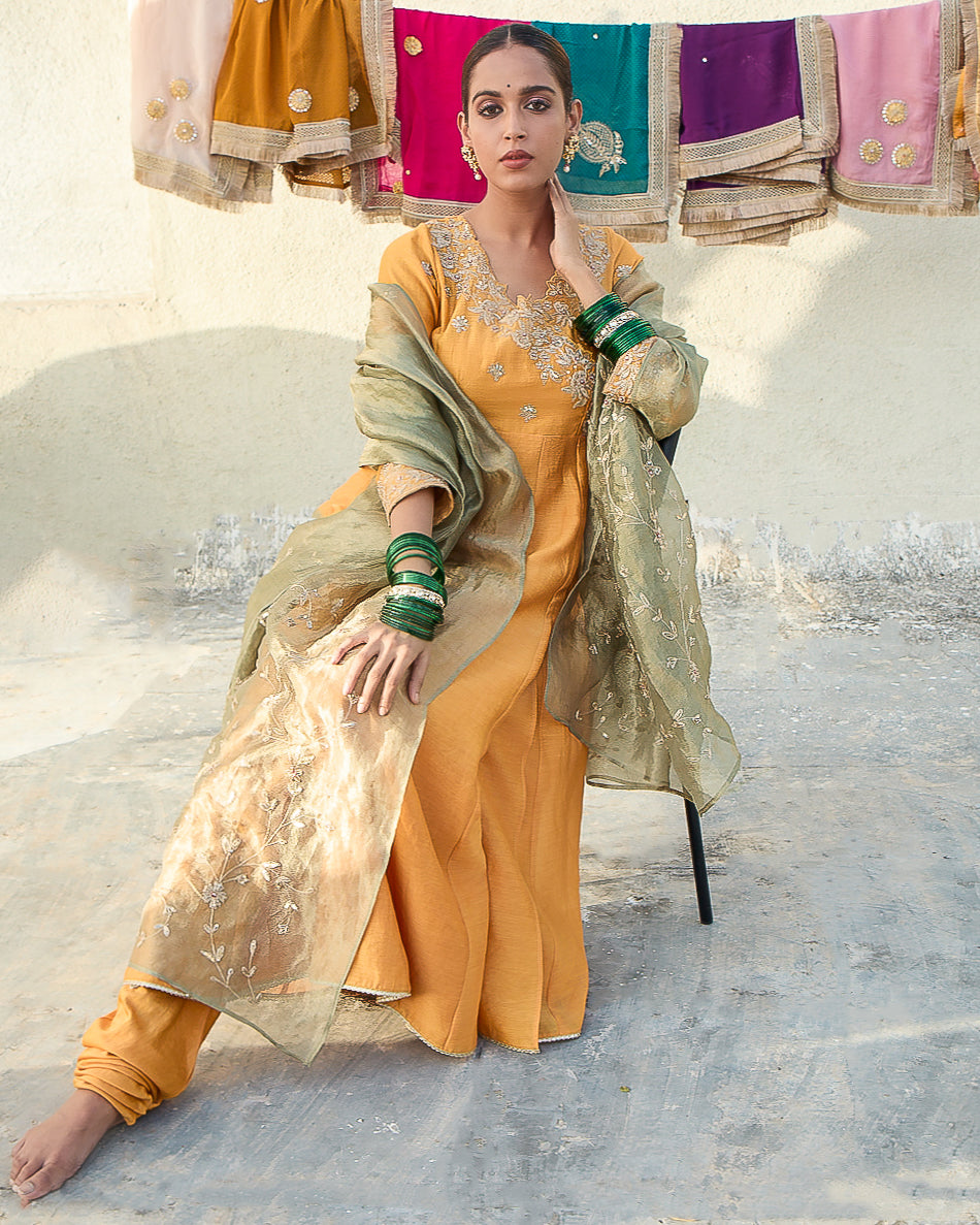 Kishori Solid Churidar