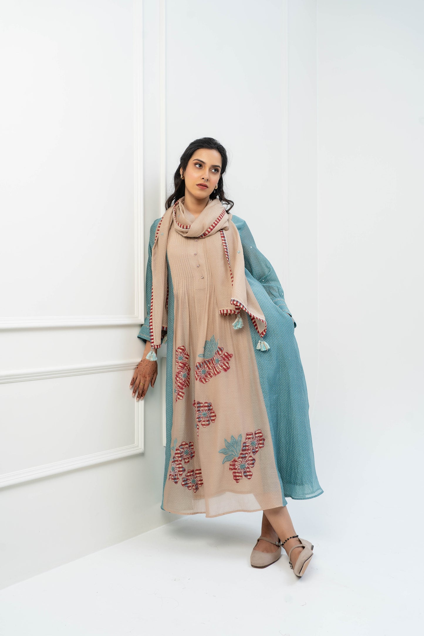 Lilly Embroidered Pants