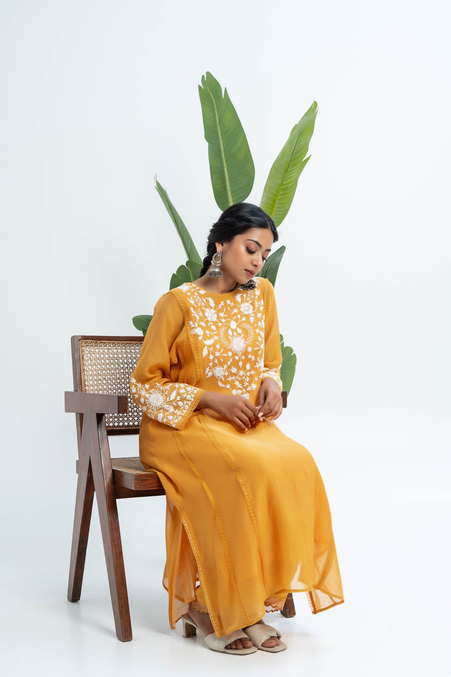 Butterfly Weed Embroidered Dupatta