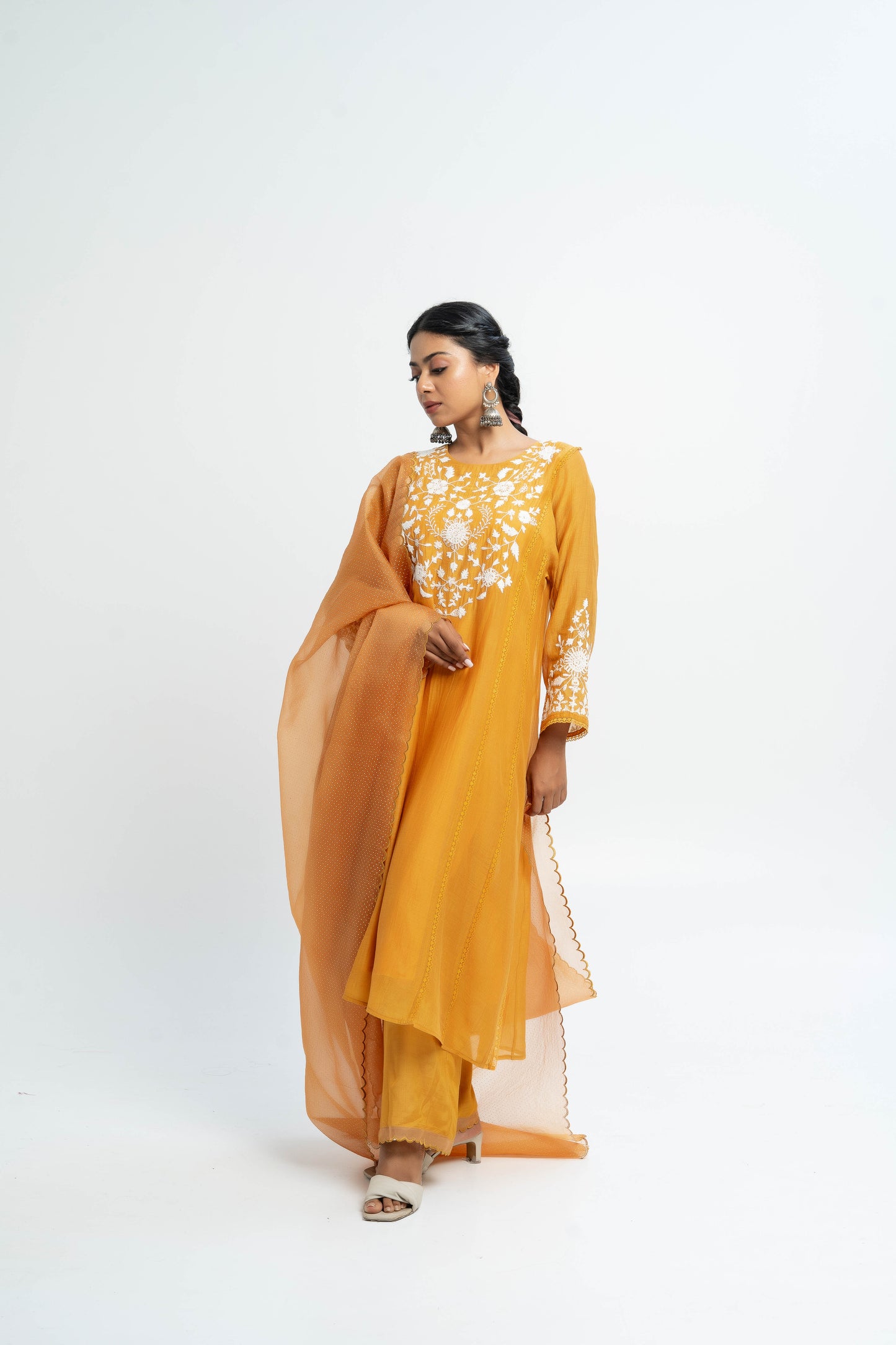 Butterfly Weed Embroidered Kurta