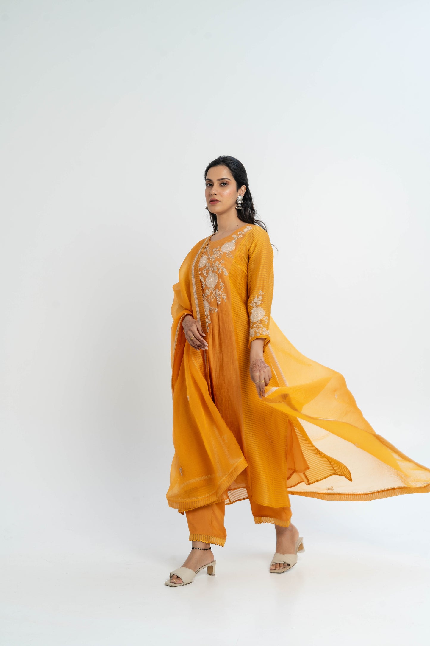 Cremon Embroidered Kurta