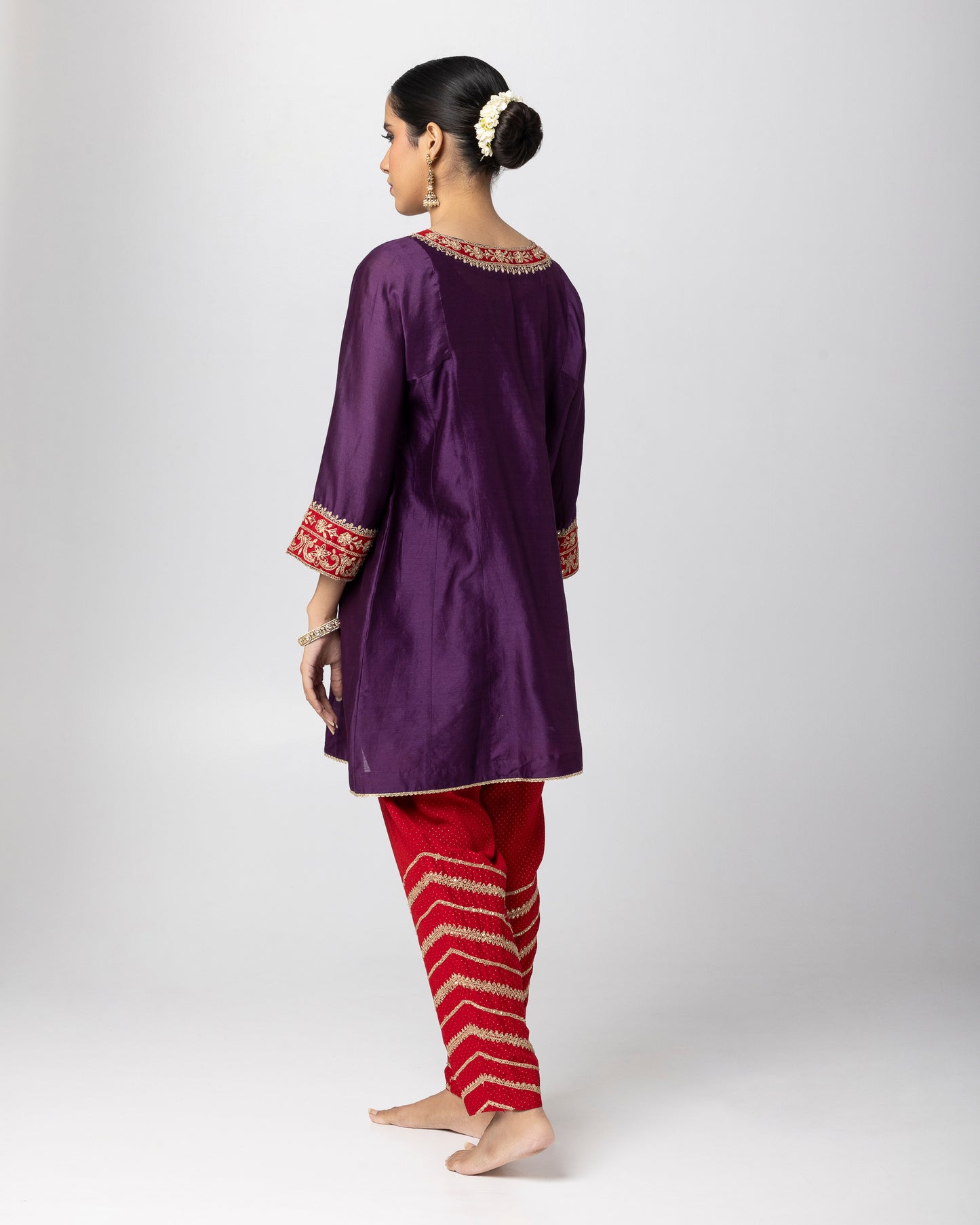 Ayesha Embroidered Kurta