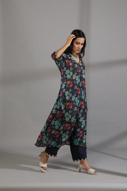 Welcome to the jungle embroidered kaftan set