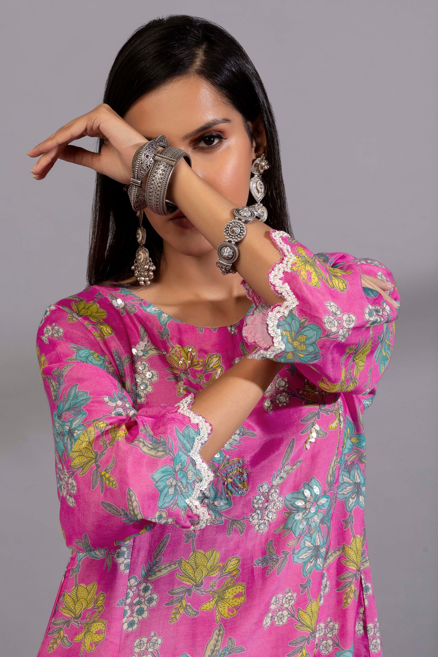 Pink floyd embroidered kurta set