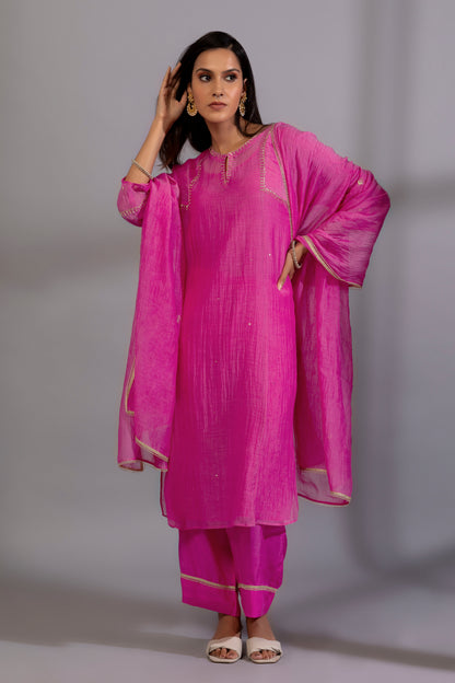 Whole lotta love embroidered kurta