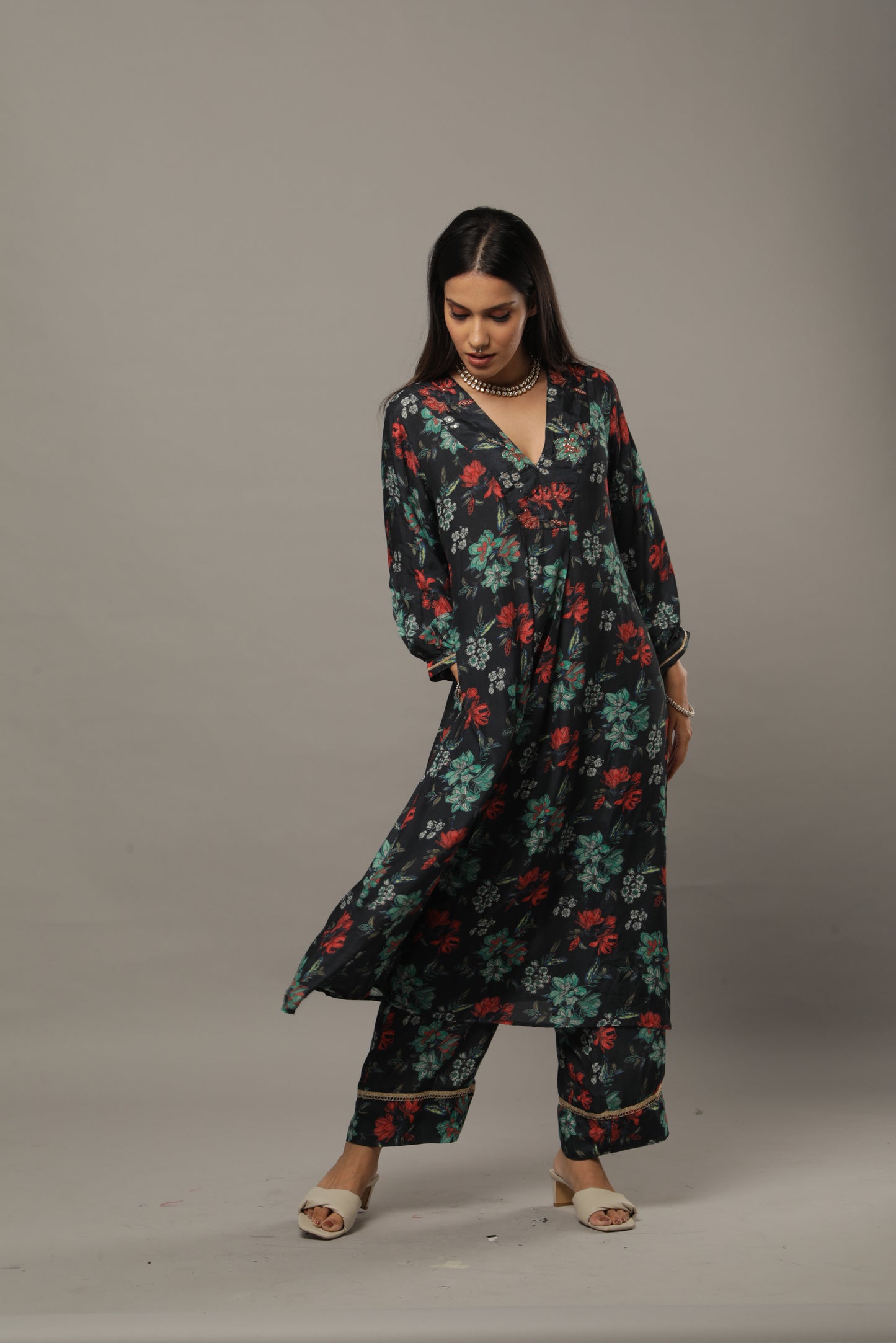 Welcome to the jungle embroidered kurta