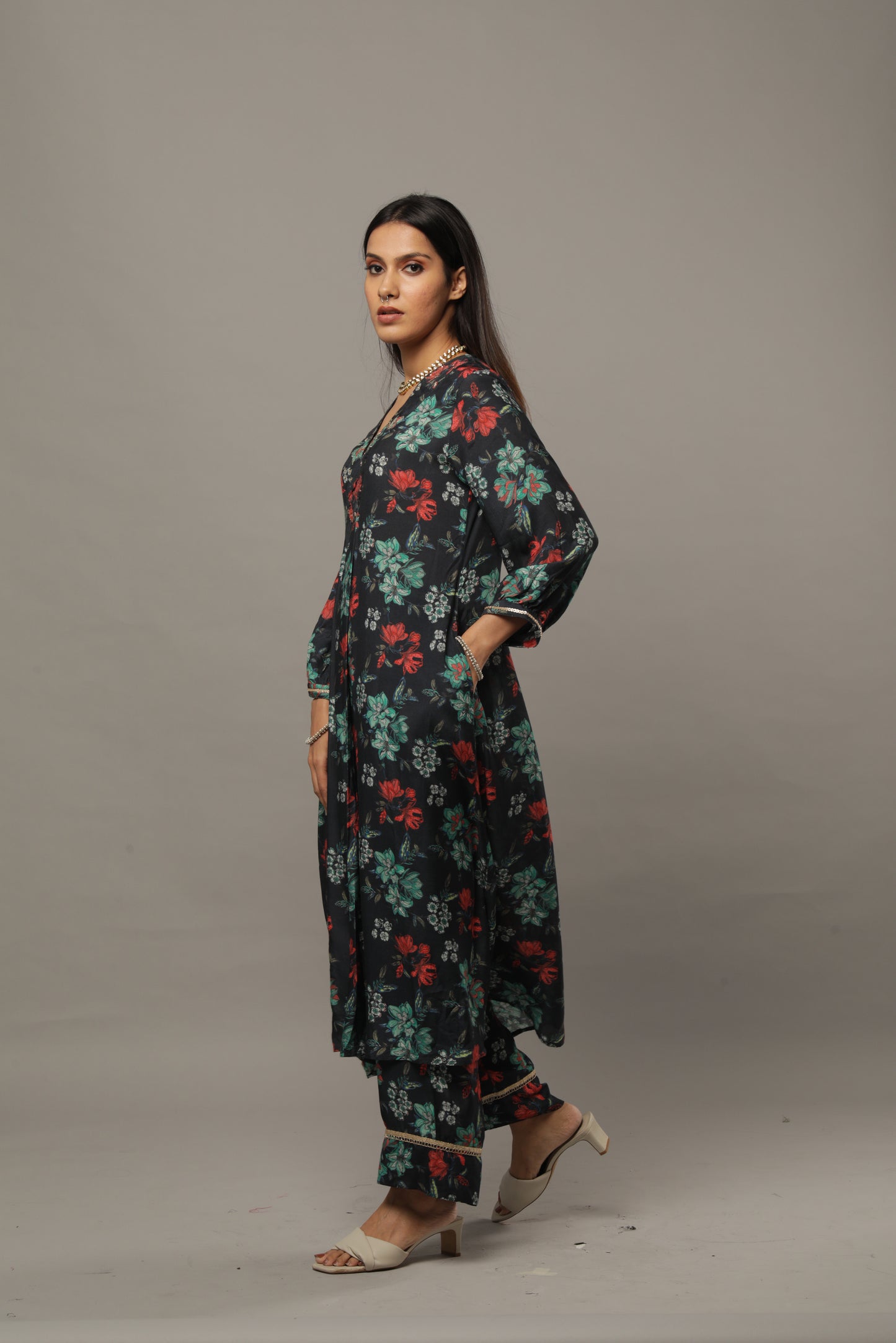Welcome to the jungle embroidered kurta