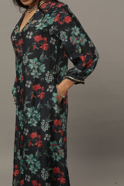 Welcome to the jungle embroidered kurta