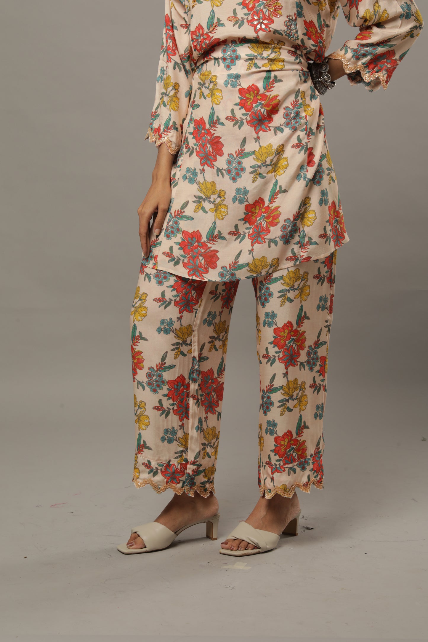 Smoke on the water embroidered kurta set