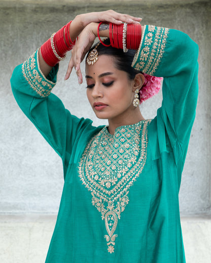 Azra Embroidered Kurta Set