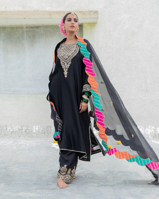 Naazneen Embroidered Kurta Set (Ready to Ship) - Set Of 2