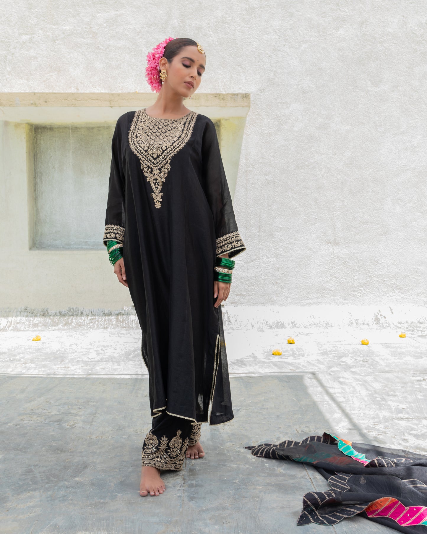 Naazneen Embroidered Kurta