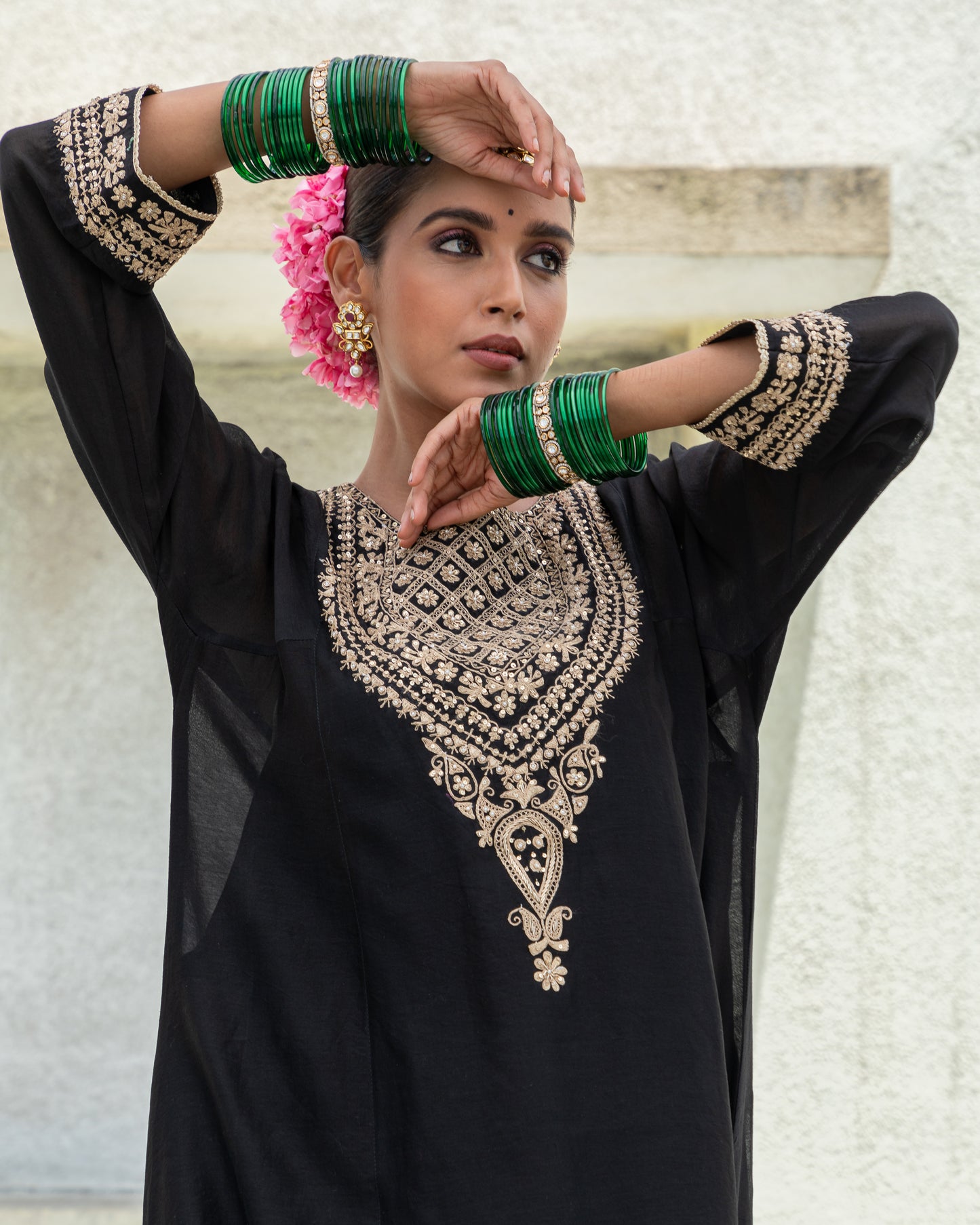 Naazneen Embroidered Kurta