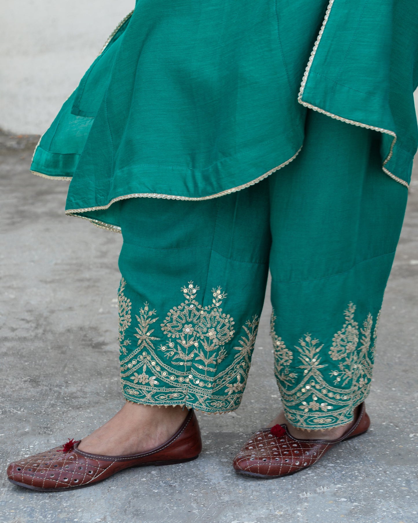 Azra Embroidered Kurta Set