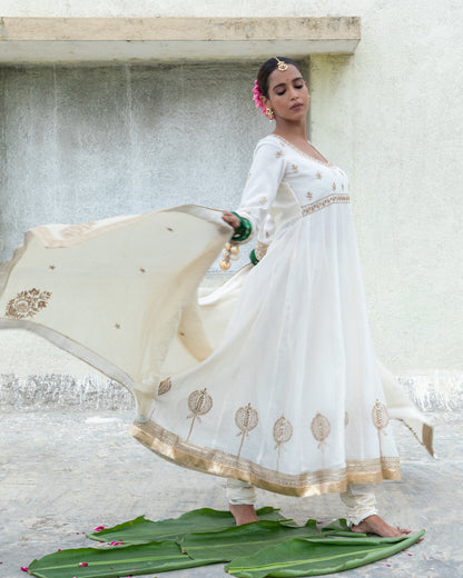Arsheen Embroidered Anarkali Set