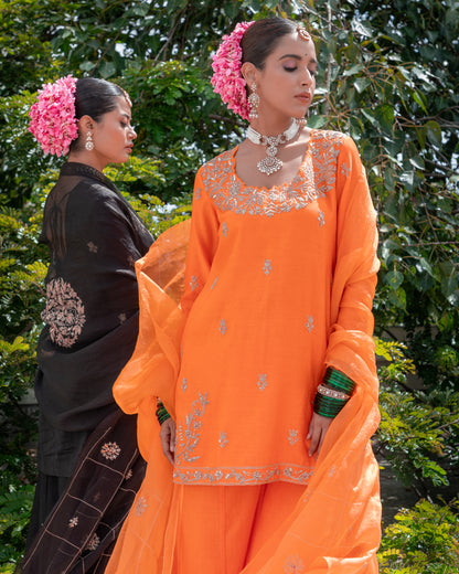 Ishaal Embroidered Kurta Set