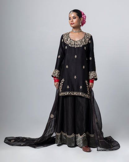 Ridwaan Embroidered Dupatta