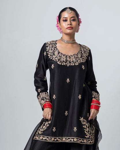 Ridwaan Embroidered Kurta