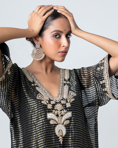 Madno Embroidered Kaftan Set