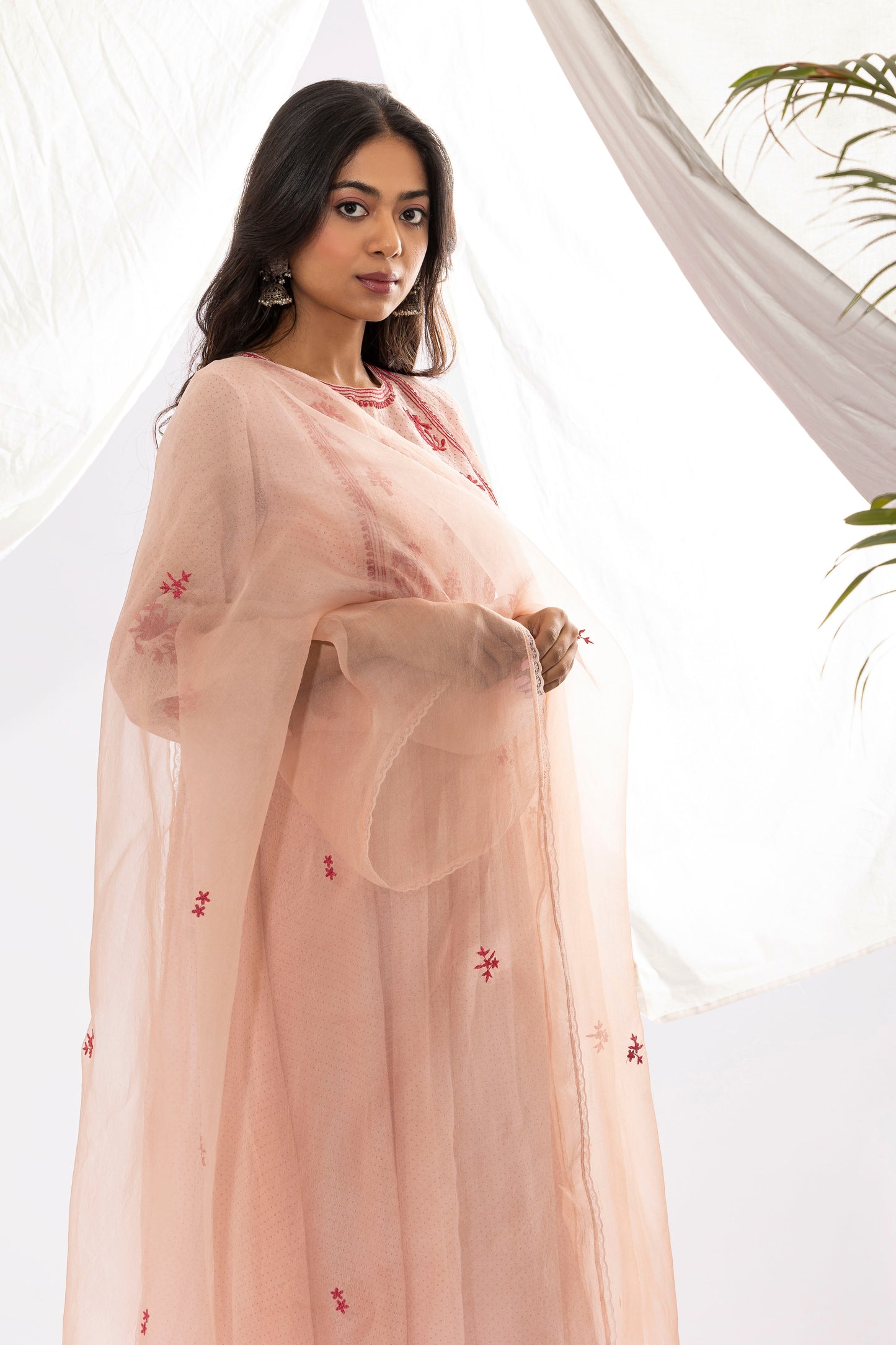 MISTY ROSE EMBROIDERED DUPATTA