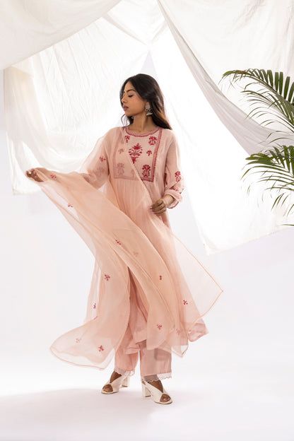 MISTY ROSE EMBROIDERED KURTA