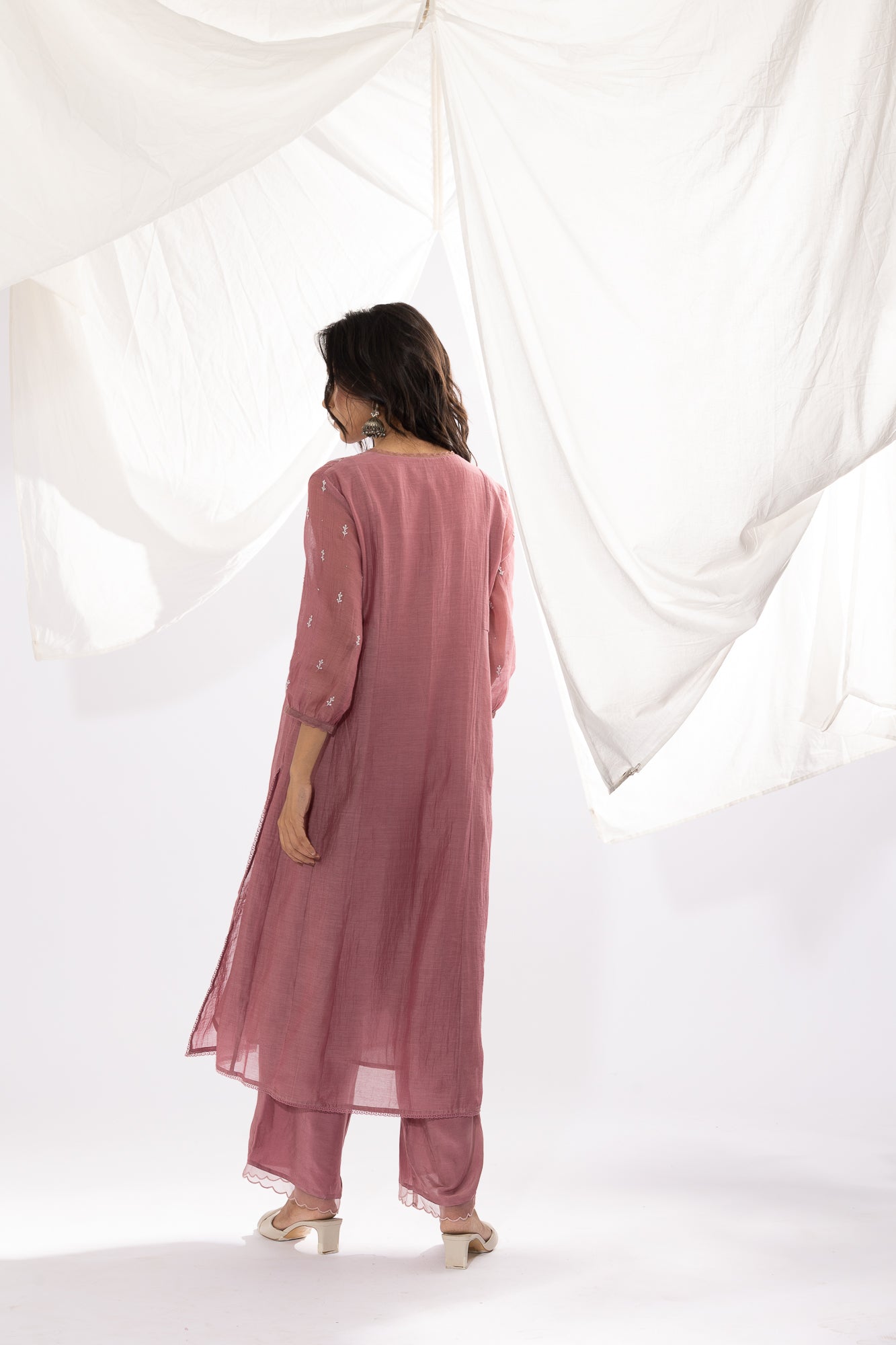 LILAC CHIKANKARI KURTA