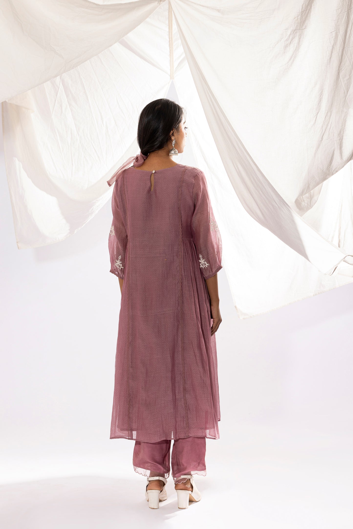 LILAC EMBROIDERED KURTA