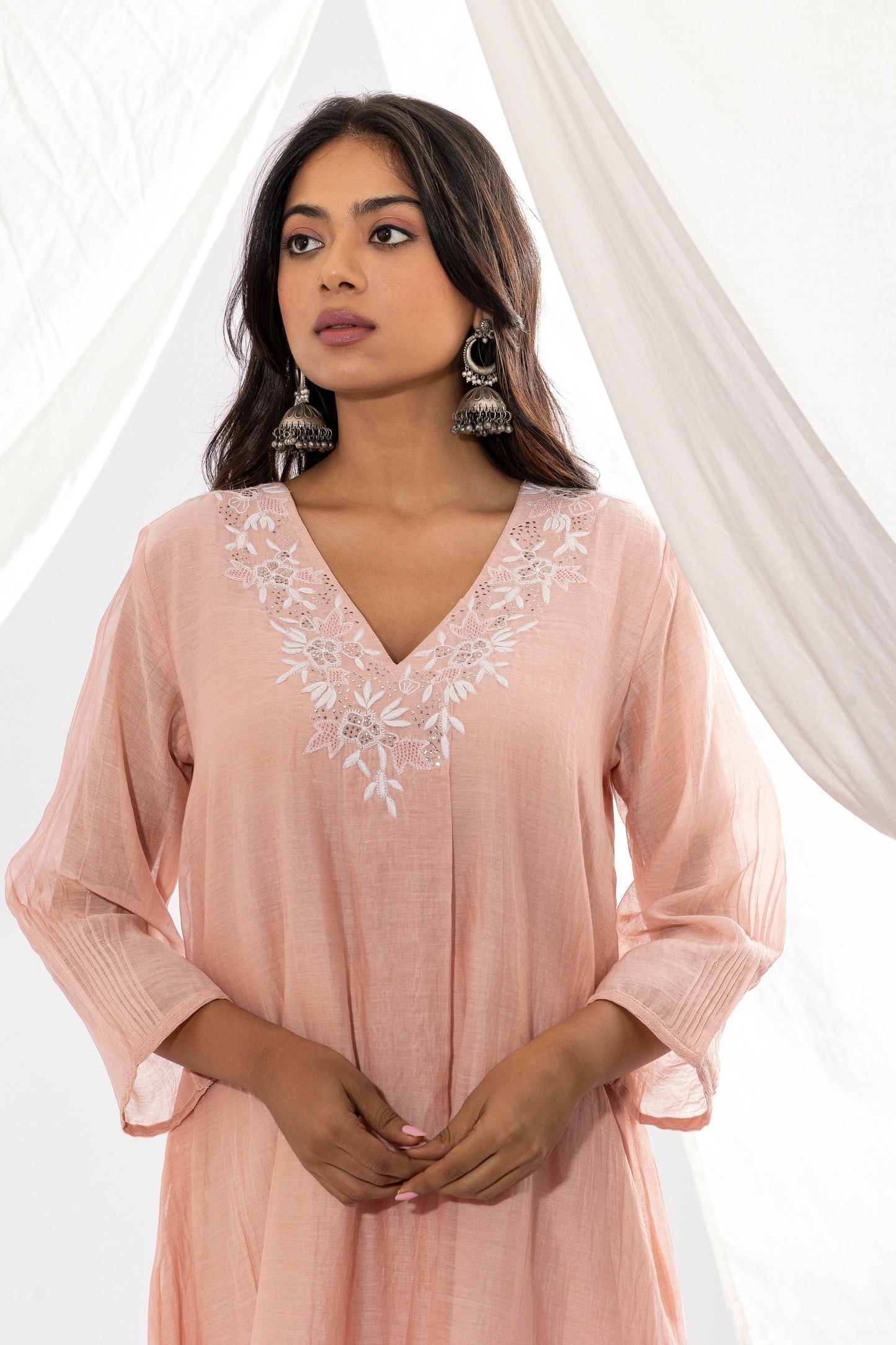 MISTY ROSE CHIKANKARI KURTA