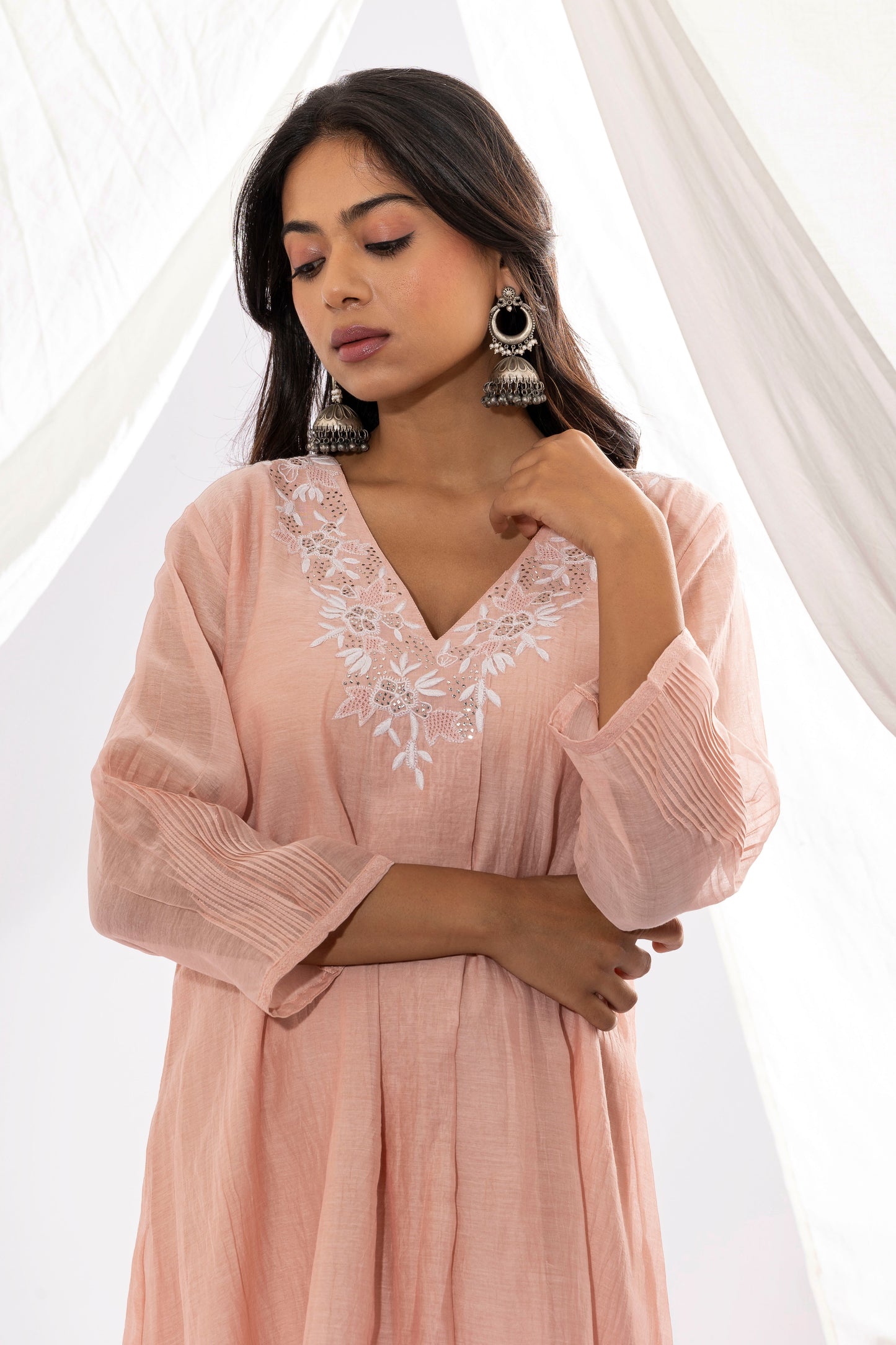 MISTY ROSE CHIKANKARI KURTA