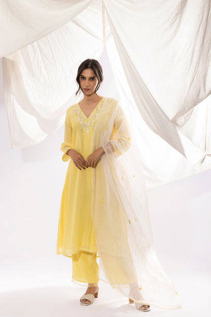LIGHT YELLOW CHIKANKARI KURTA