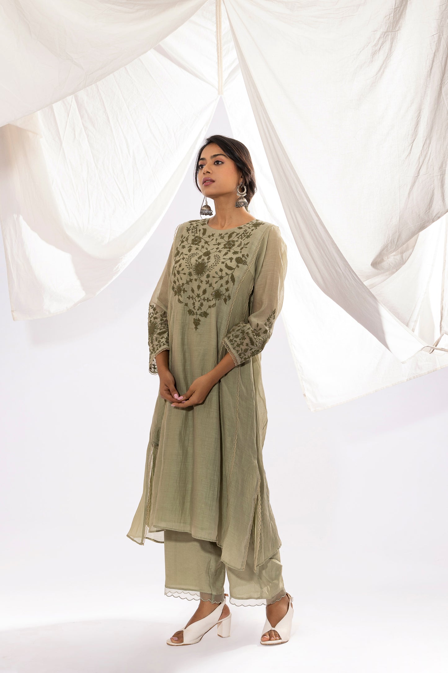 OLIVE EMBROIDERED KURTA