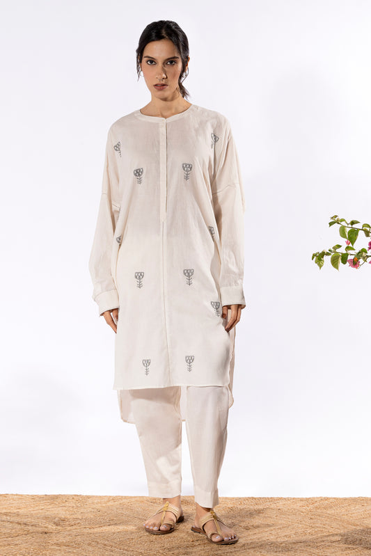 Paan Gulkand chikankari Tunic
