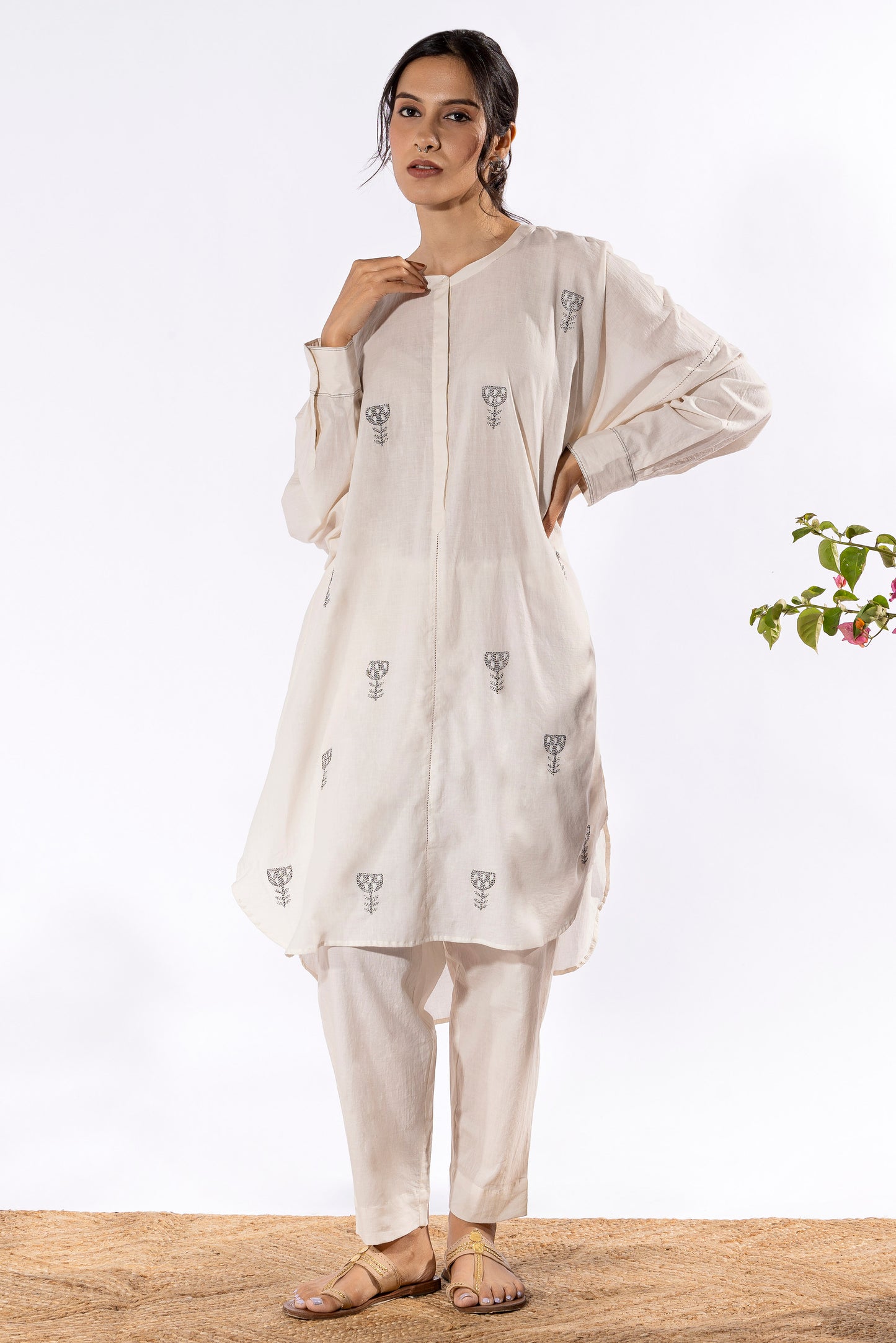 Paan Gulkand chikankari Tunic