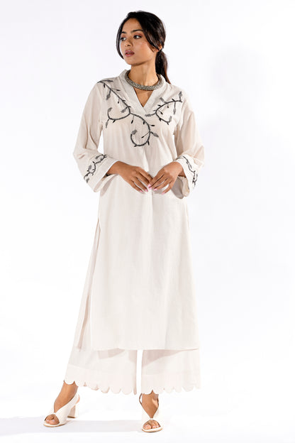 Paan Gulkand chikankari kurta
