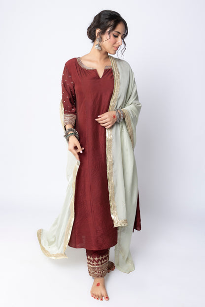 Ellora embroidered dupatta